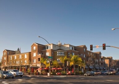 More Photos Of 900-980 Main St, Redwood City Apartments For Lease