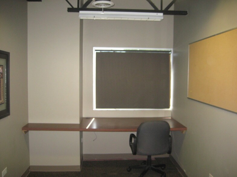 More Photos Of 15334 E Hinsdale Cir, Centennial Light Manufacturing For Lease