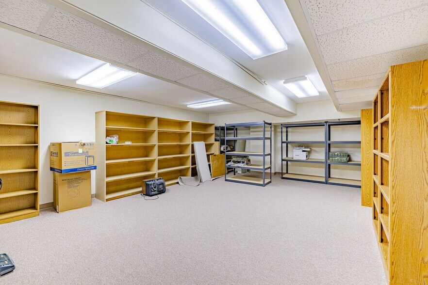 More Photos Of 2211 Lyell Ave, Rochester Medical For Lease