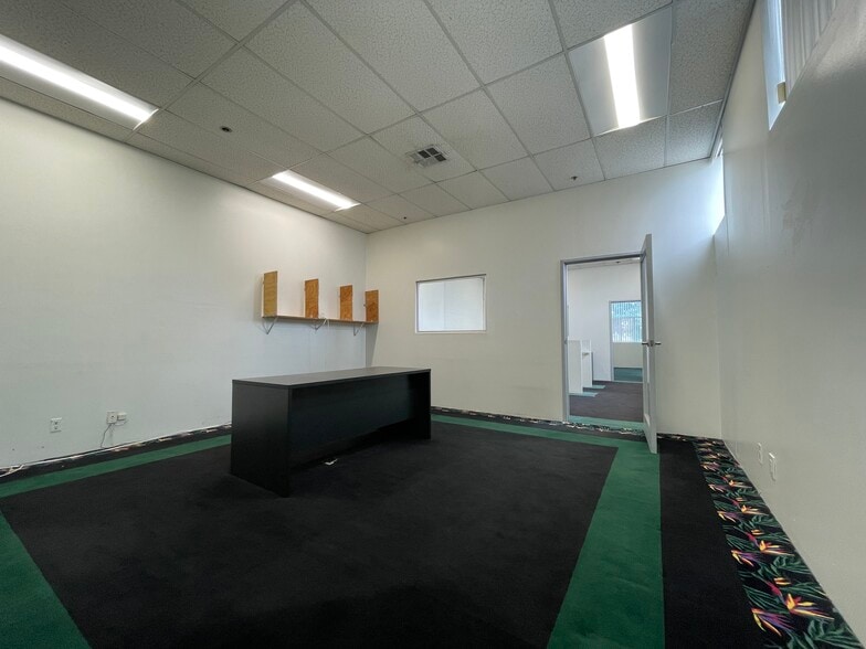 More Photos Of 11819 Goldring Rd, Arcadia Warehouse For Lease