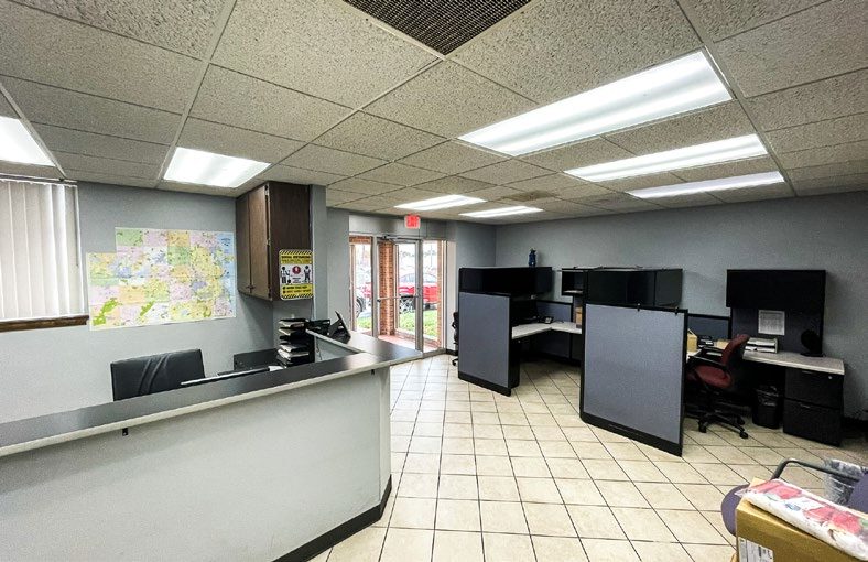 More Photos Of 8400 W Silver Spring Dr, Milwaukee Office For Sale