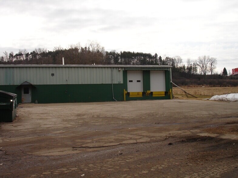 More Photos Of 340 Oak Ave S, West Salem Industrial For Lease
