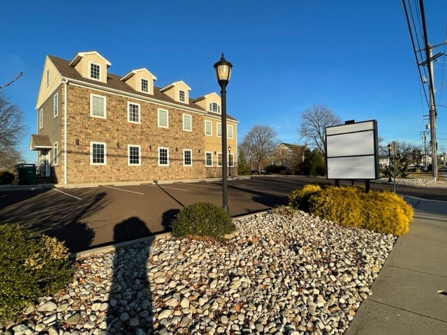 More Photos Of 179 N Main St, Dublin Medical For Lease