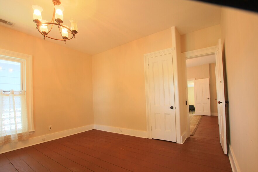 More Photos Of 68 N Bridge St, Somerville Office For Lease