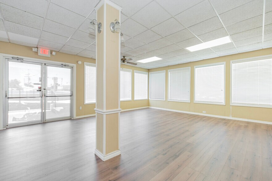 More Photos Of 1306 13th St, Bridgeport Office For Sale