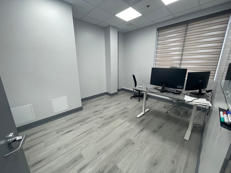 More Photos Of 1241 Strasburg Rd, Kitchener Storefront Retail Office For Sale