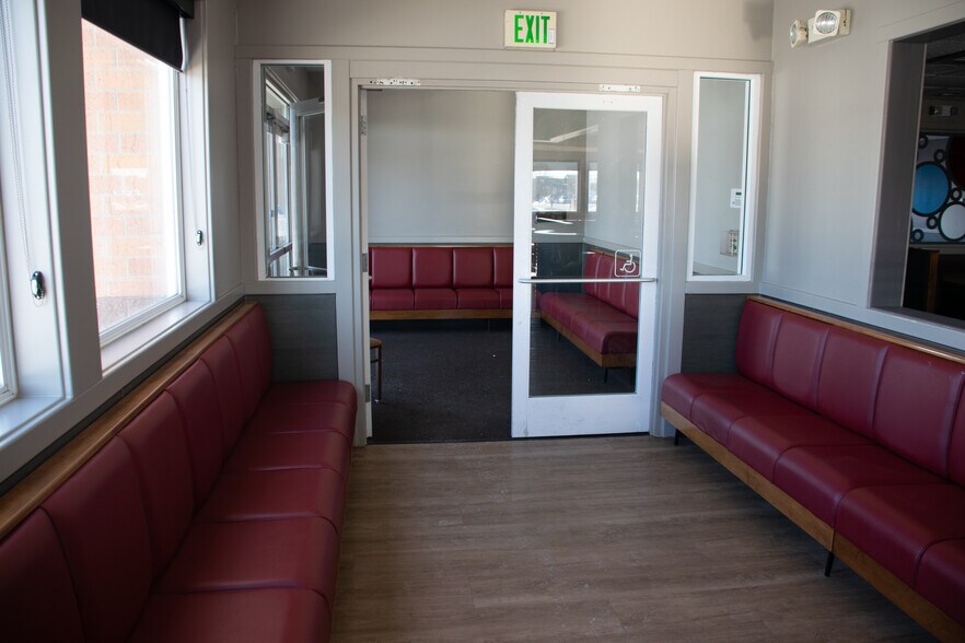 More Photos Of 12792 Riverdale Blvd NW, Coon Rapids Restaurant For Lease