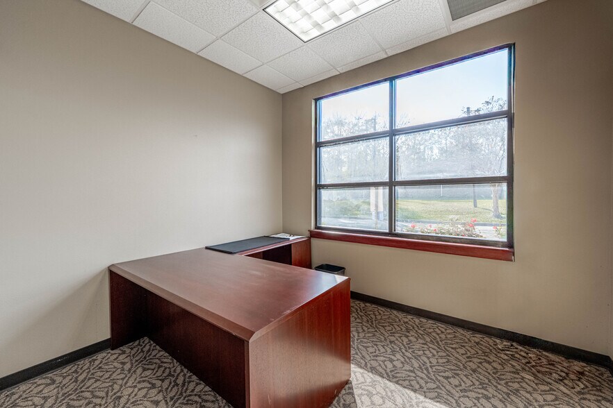 More Photos Of 6408 Highway 28 E, Pineville Office For Sale