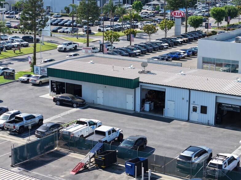 More Photos Of 5403 Gasoline Alley Dr, Bakersfield Industrial For Lease