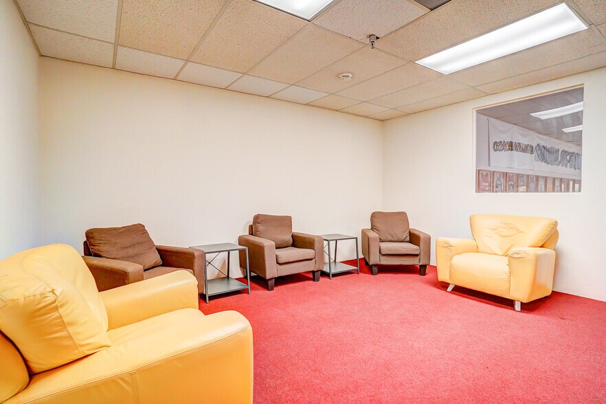 More Photos Of 950 S Central Ave, Compton Schools For Sale