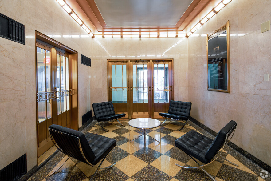 More Photos Of 1608-1614 Walnut St, Philadelphia Office For Lease