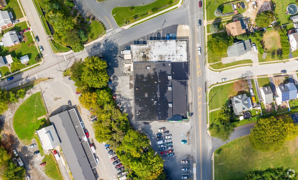 More Photos Of 199 Kedron Ave, Folsom Freestanding For Lease