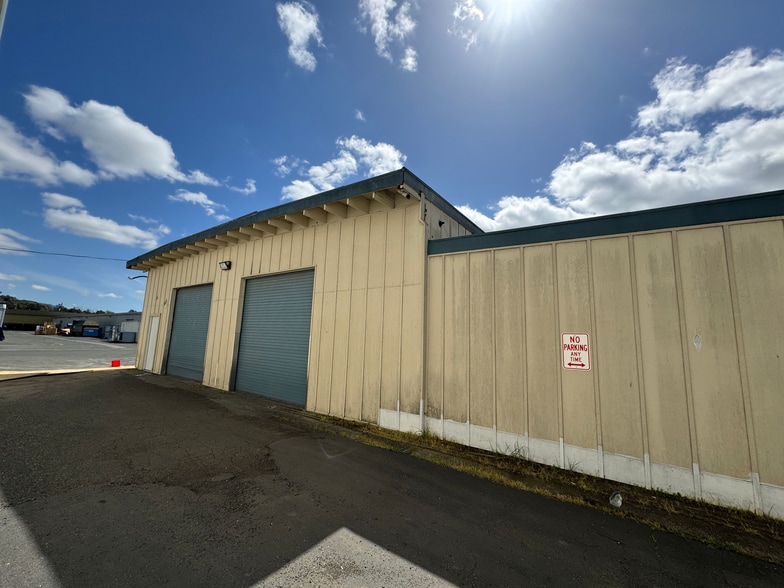 More Photos Of 1042 Hopper Ave, Santa Rosa Warehouse For Lease