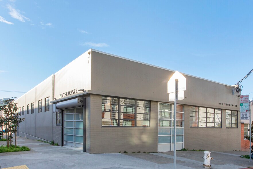 More Photos Of 790 Tennessee St, San Francisco Warehouse For Lease