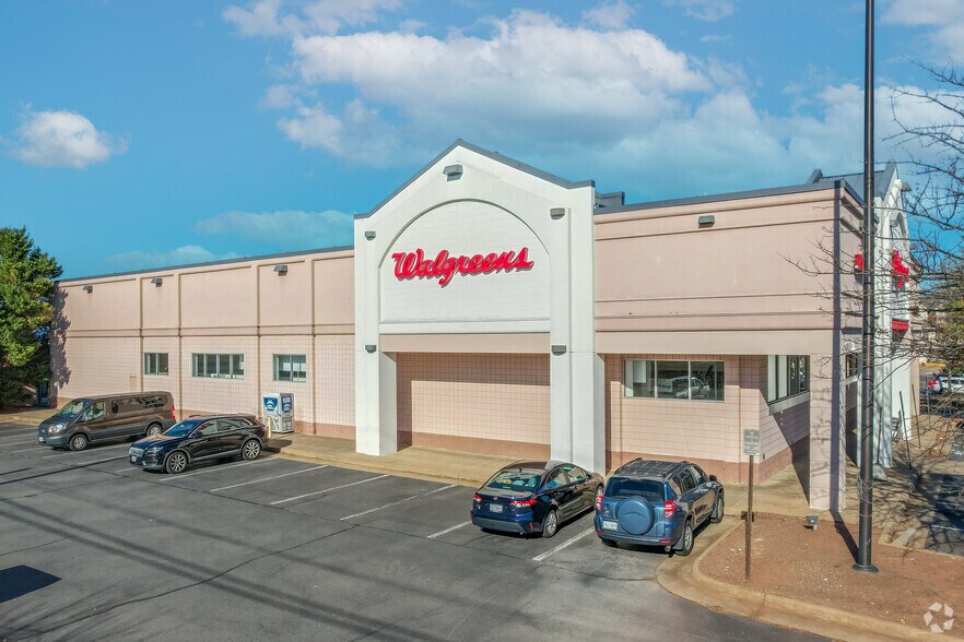 More Photos Of 46900-46960 Harry Byrd Hwy, Sterling Unknown For Lease