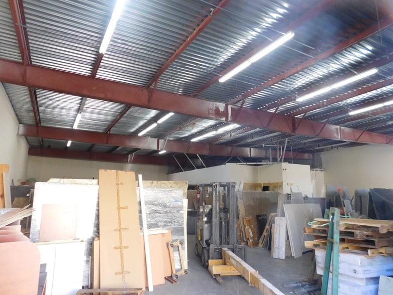 More Photos Of 3300 S Congress Ave, Boynton Beach Showroom For Lease