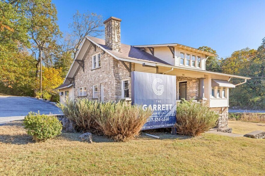 More Photos Of 1405 S Business Highway 65, Hollister Office Residential For Sale