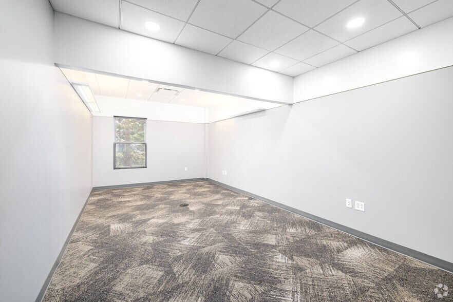 More Photos Of 175 South St, Morristown Medical For Lease