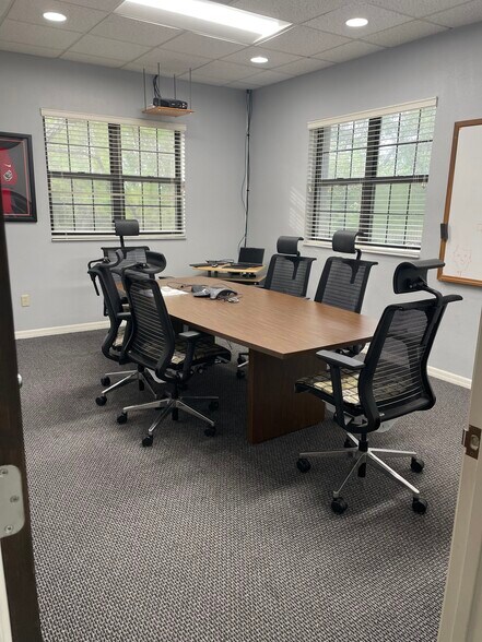 More Photos Of 2841 Executive Dr, Clearwater Office For Sale