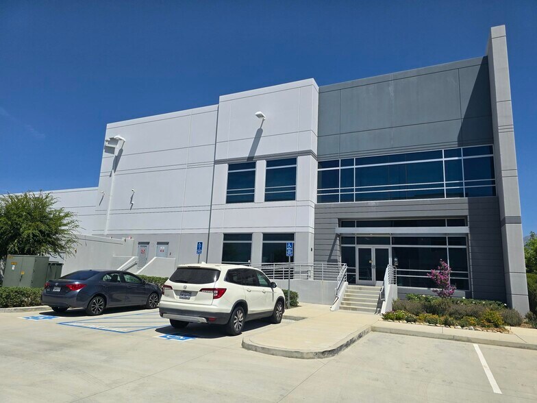 More Photos Of 510 S Magnolia Ave, Ontario Warehouse For Sale