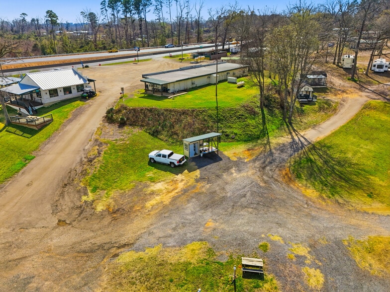 More Photos Of 16851 State Highway 155 N, Ore City Marina For Sale