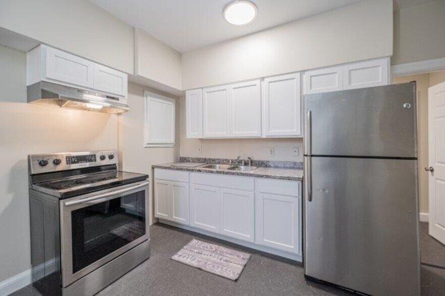 More Photos Of 62-64 W Antietam St, Hagerstown Apartments For Sale