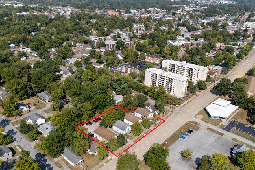 More Photos Of 902-908 W Mill St, Carbondale Apartments For Sale
