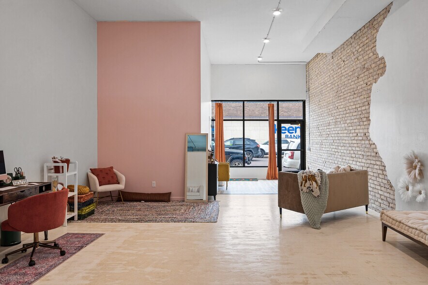 More Photos Of 102 State St N, Waseca Office For Lease