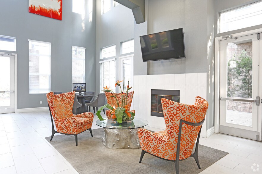 More Photos Of 1325 40th St, Emeryville Apartments For Lease