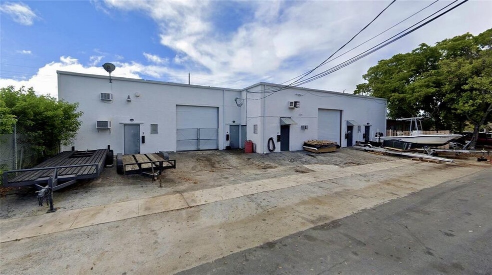 More Photos Of 114 SW 2nd Ave, Dania Beach Warehouse For Sale