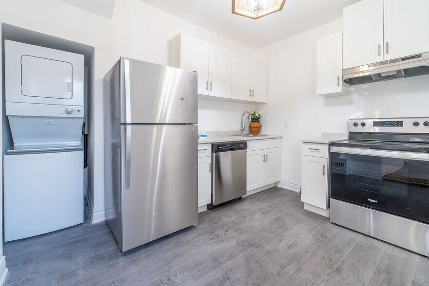 More Photos Of 910 Burlington St E, Hamilton Apartments For Sale