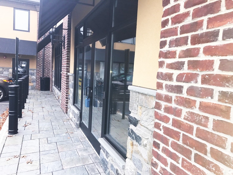 More Photos Of 388 Washington Rd, Sayreville Freestanding For Lease