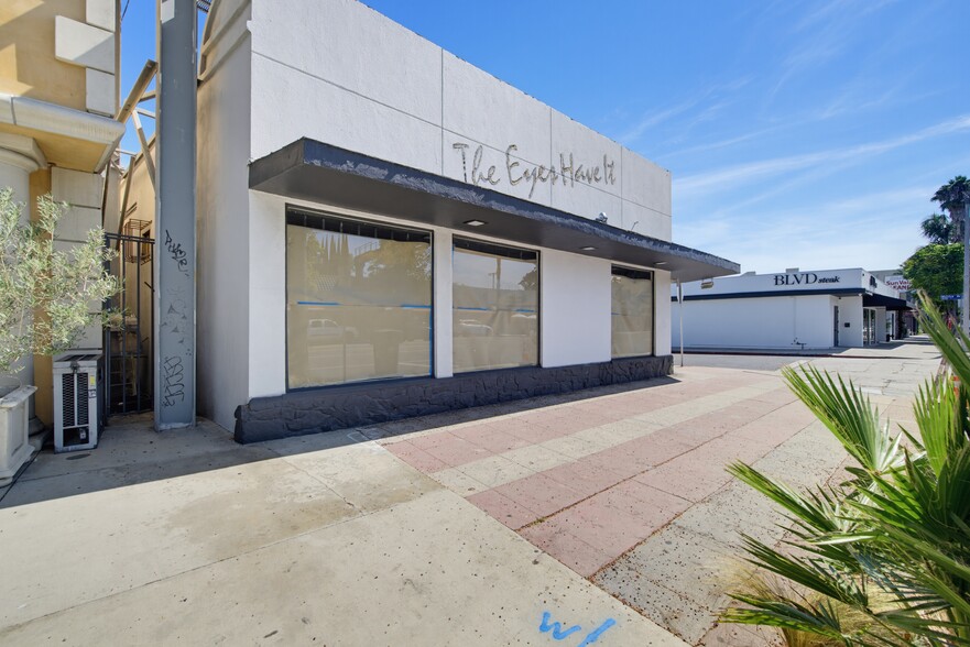 More Photos Of 13831 Ventura Blvd, Sherman Oaks Storefront For Sale
