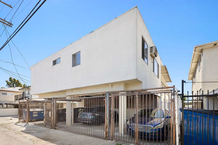 More Photos Of 1336 N Citrus Ave, Los Angeles Apartments For Sale