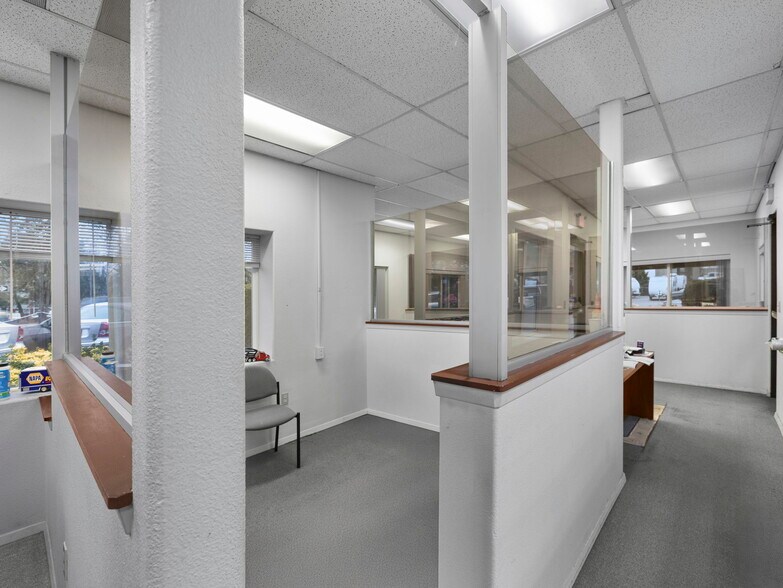 More Photos Of 17795-17835 SW Pacific Hwy, Tualatin Storefront Retail Office For Sale