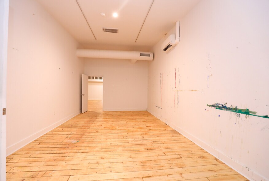 More Photos Of 328 Wall St, Kingston Storefront Retail Office For Lease