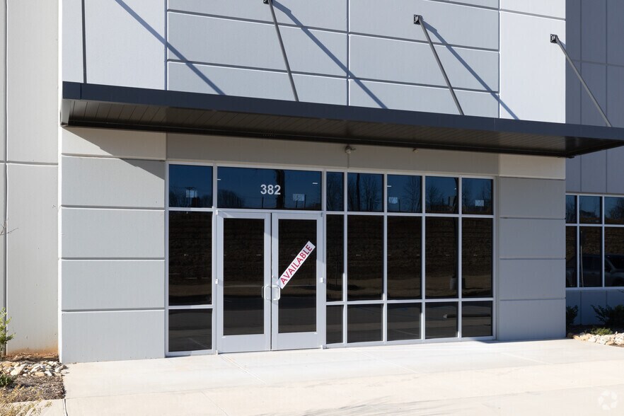 More Photos Of 380 John Dodd Rd, Spartanburg Distribution For Lease