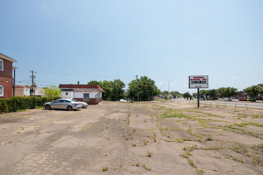 More Photos Of 7 Cowardin Ave, Richmond Freestanding For Sale