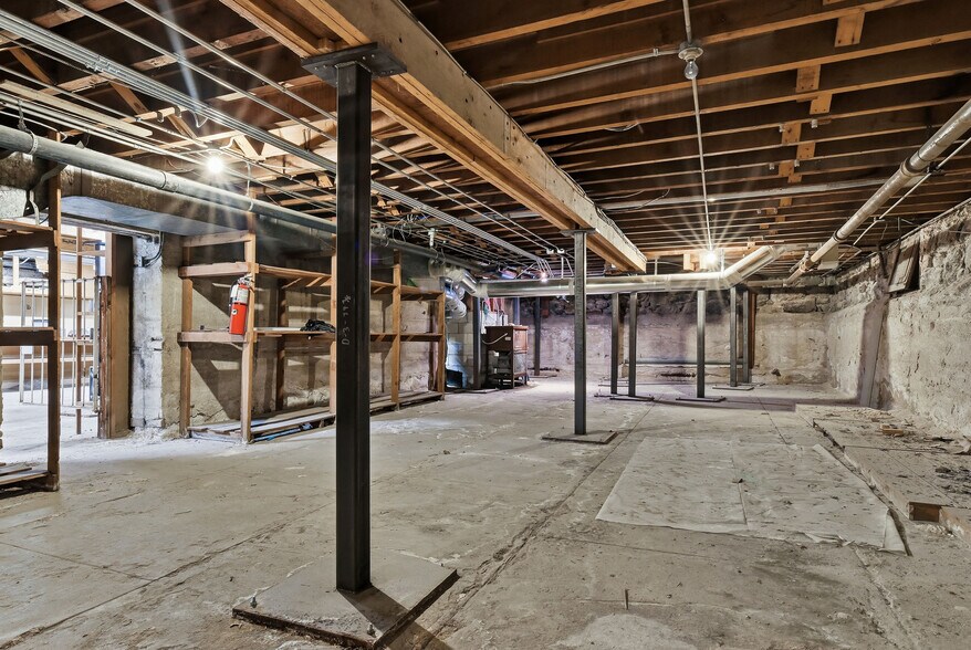 More Photos Of 1309-1311 1st St S, Nampa Storefront Retail Office For Lease