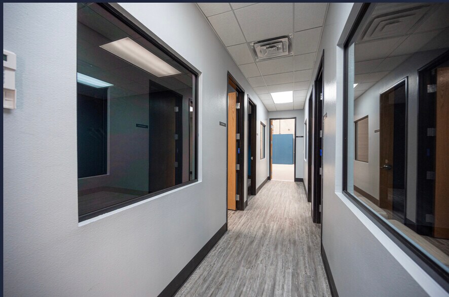 More Photos Of 4534 W Hacienda Ave, Las Vegas Light Distribution For Lease