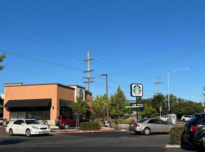 More Photos Of 6122-36 Lake Murray Blvd, La Mesa Storefront For Sale