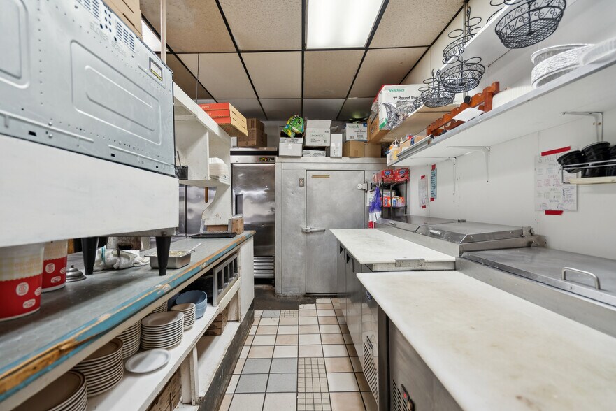 More Photos Of 456 US-5, Fairlee Restaurant For Sale