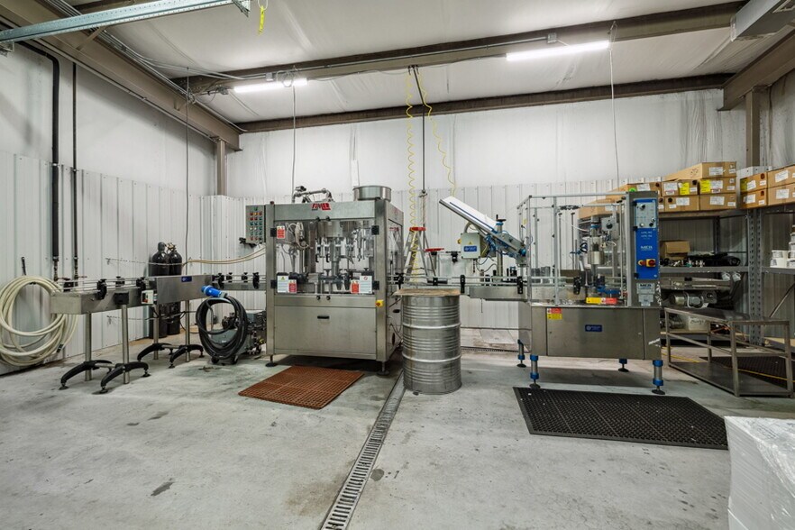 More Photos Of 2965 Tennessee 28, Jamestown Winery Vineyard For Sale