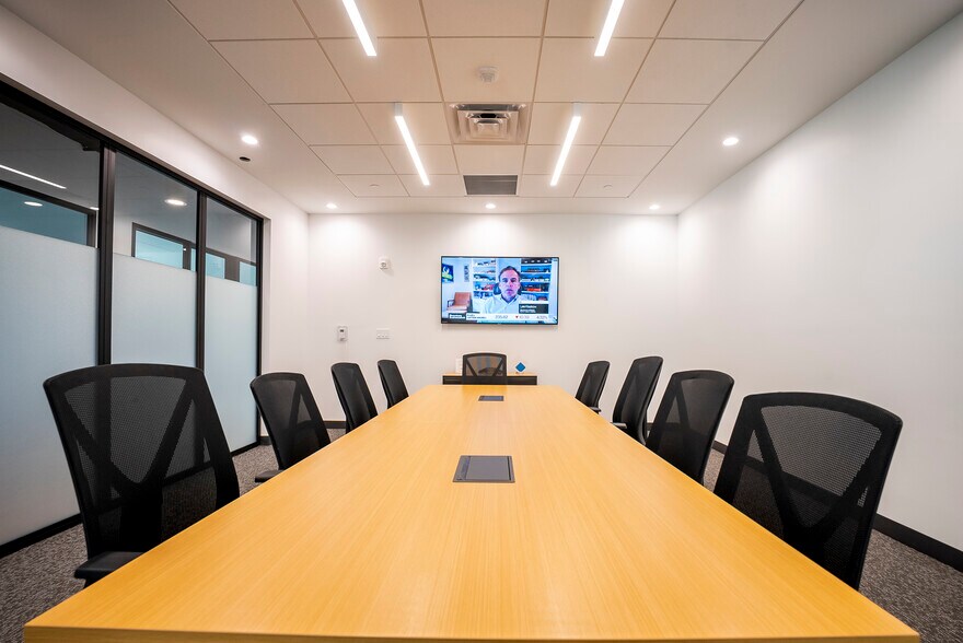 More Photos Of 8350 NW 52nd Ter, Doral Office For Lease