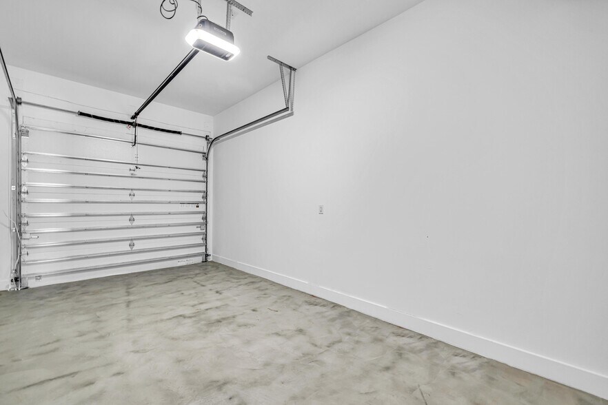 More Photos Of 1233 NE 12th Ave, Fort Lauderdale Apartments For Sale