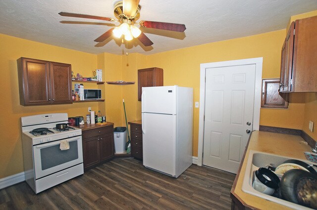 More Photos Of 15909 Nelson Rd, Woodstock Apartments For Sale