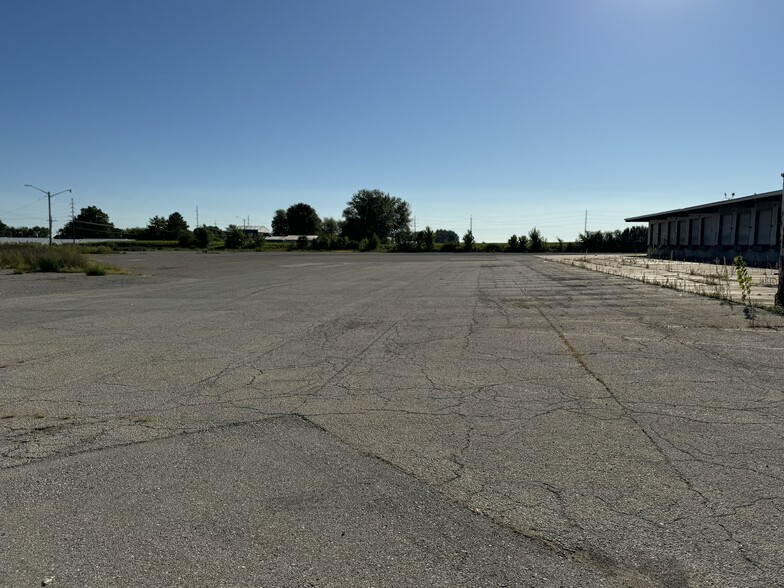 More Photos Of 700 NE Arch St, Atlanta Truck Terminal For Sale