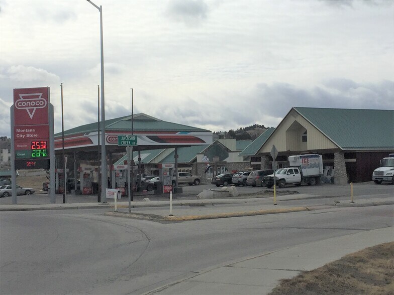 More Photos Of 1 Jackson Creek Rd, Montana City Hotel For Sale