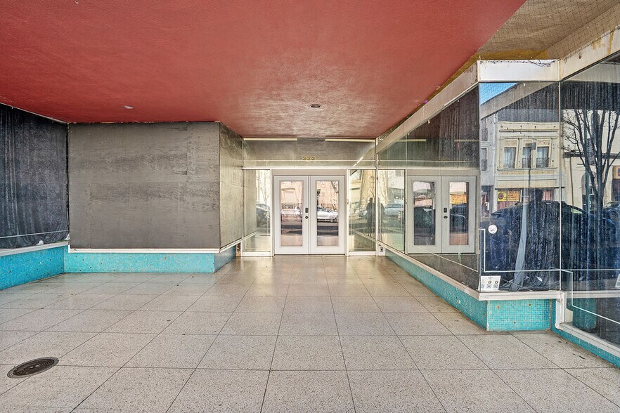 More Photos Of 331 Georgia St, Vallejo Storefront For Sale
