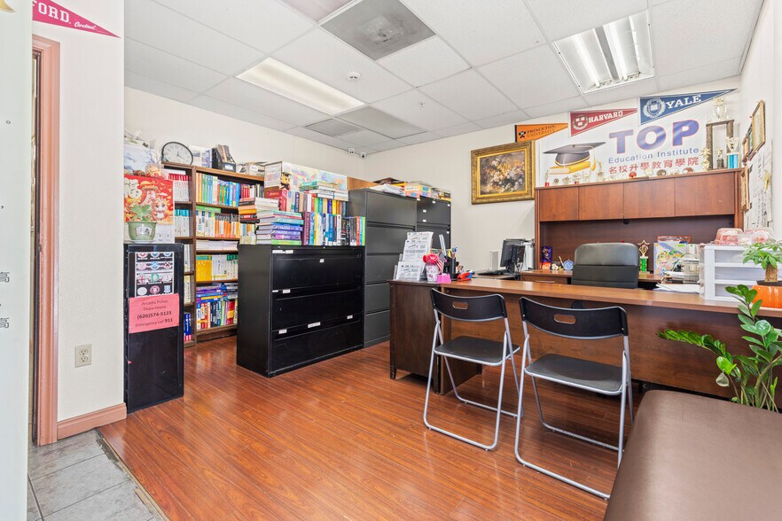 More Photos Of 11 W Duarte Rd, Arcadia Freestanding For Sale